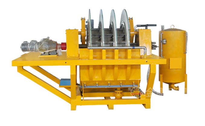 Disc type vacuum filter