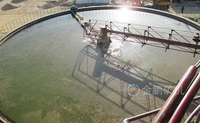 Double layer washing thickener