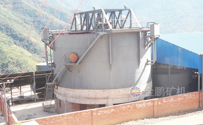 Double layer washing thickener